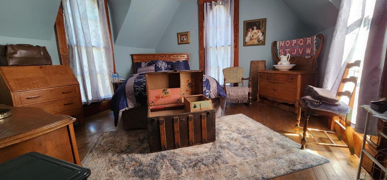 The Carson House Bed & Breakfast Panzió Pittsburg Kültér fotó