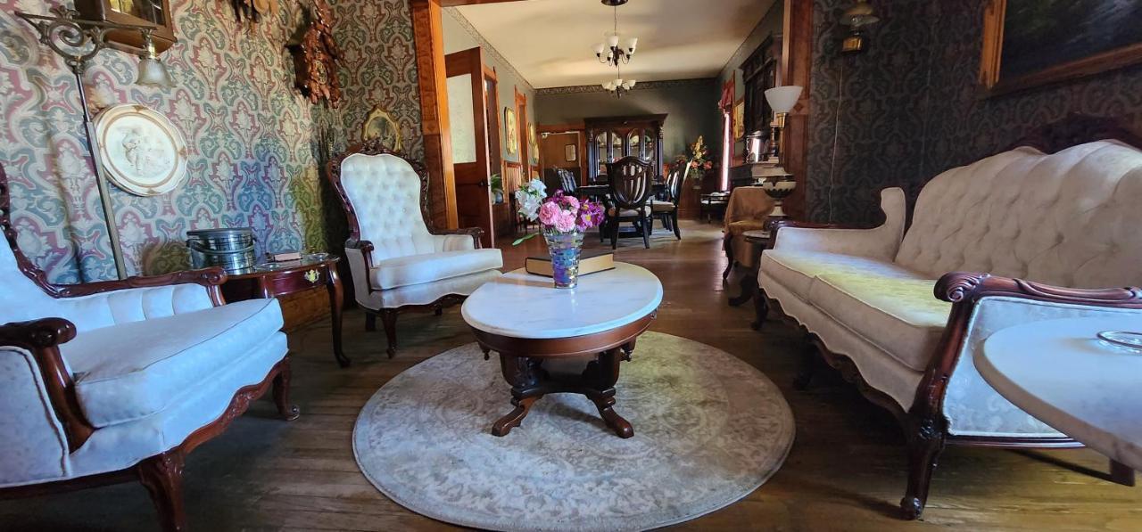 The Carson House Bed & Breakfast Panzió Pittsburg Kültér fotó